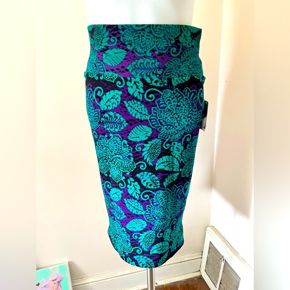 LuLaRoe Cassie Pencil Skirt NWT size XS